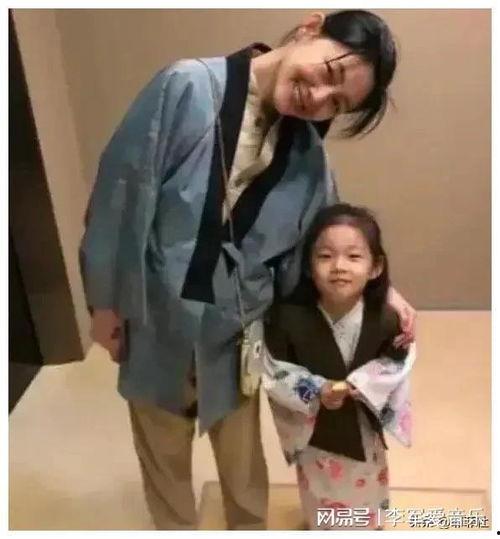 娱乐圈吃瓜爆料弟弟,吃瓜爆料，弟弟背后的故事